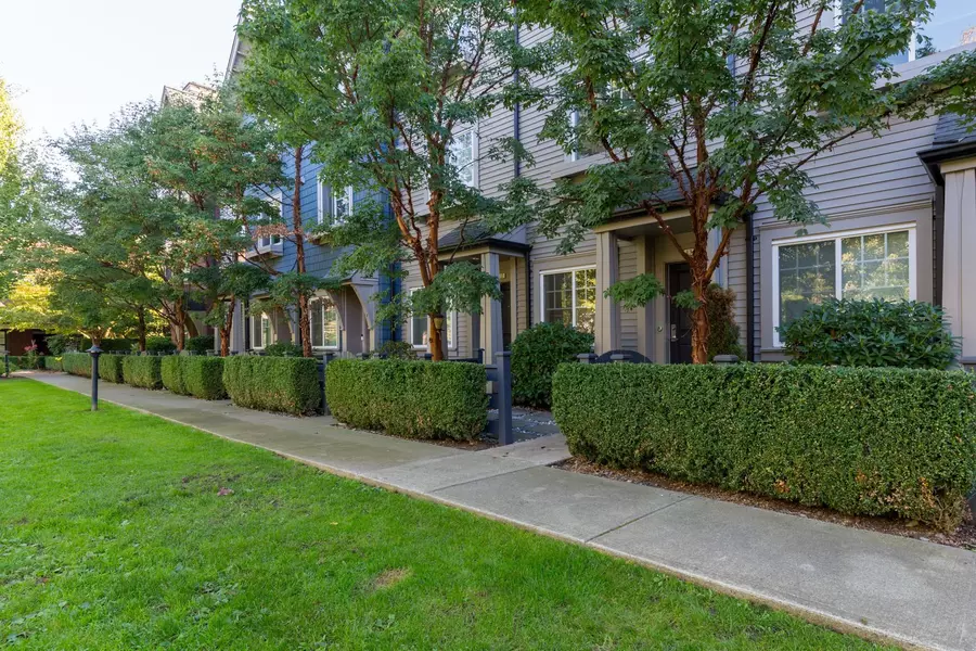 6450 187 ST #13, Surrey, BC V3S 2X4