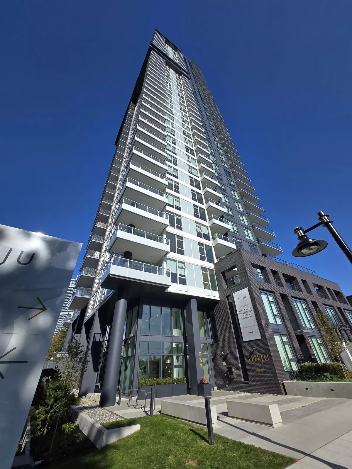 Coquitlam, BC V3J 0S4,537 Cottonwood AVE #2403