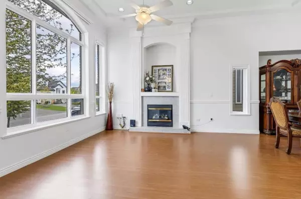 Surrey, BC V3W 1G3,12672 67a AVE