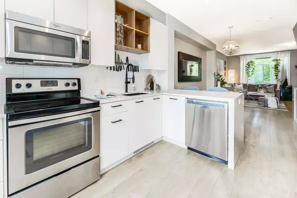Pitt Meadows, BC V3Y 0B9,10974 Barnston View RD #5