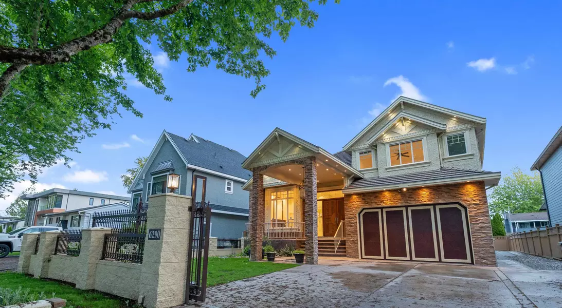 6290 129a ST, Surrey, BC V3X 1R8