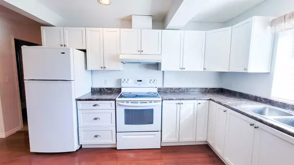 Surrey, BC V4N 3H9,15663 107a AVE