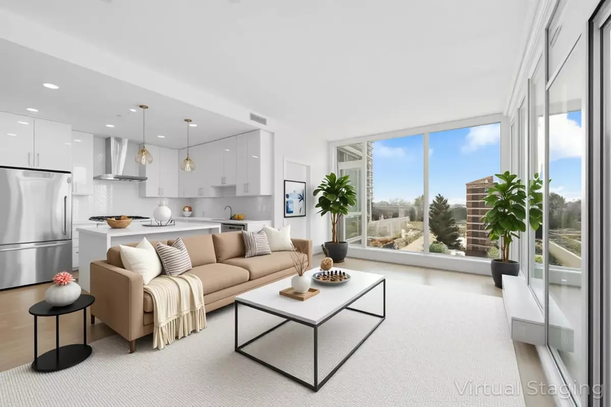 Coquitlam, BC V3K 0G5,555 Sydney AVE #608