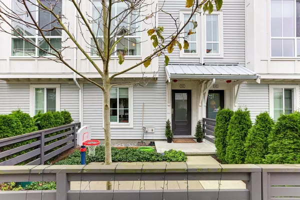 Tsawwassen, BC V4M 0C9,4656 Orca WAY #59