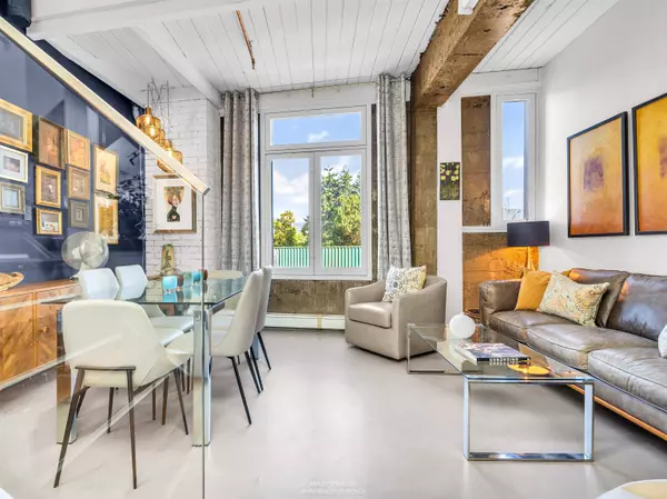 Vancouver, BC V6A 1B2,83 Alexander ST