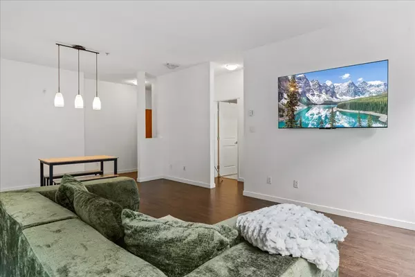 Abbotsford, BC V2S 1Y1,33328 E Bourquin CRES #308