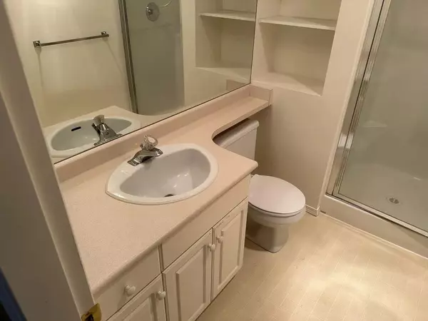 Abbotsford, BC V3E 3N2,32085 George Ferguson WAY #416