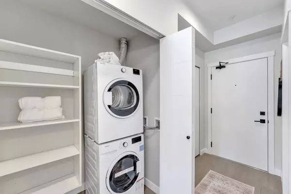 12143 223 ST #120 Maple Ridge, BC V2X 5Y6