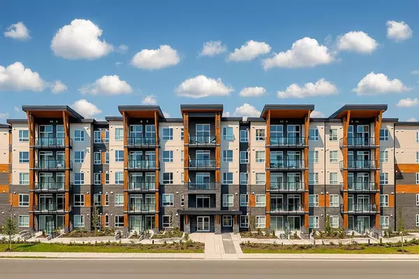 12143 223 ST #120, Maple Ridge, BC V2X 5Y6
