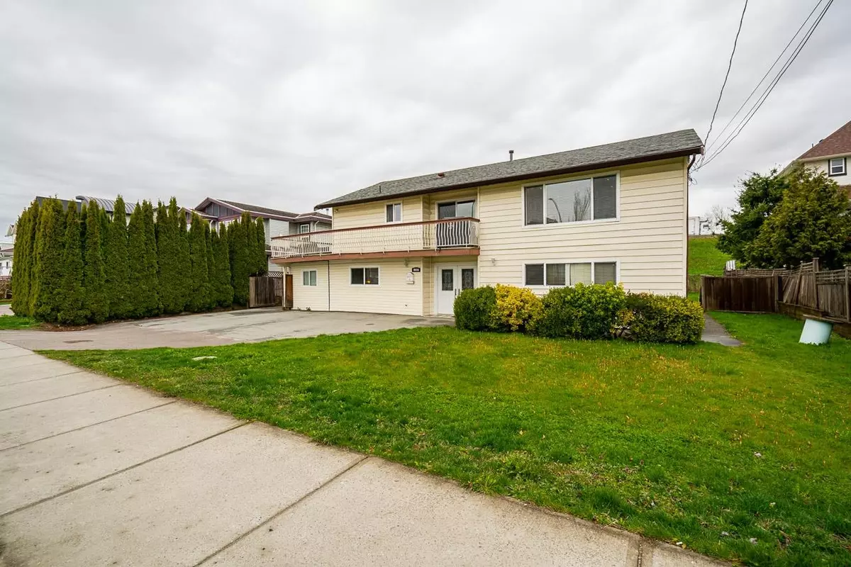 New Westminster, BC V3M 5E5,1247 Ewen AVE
