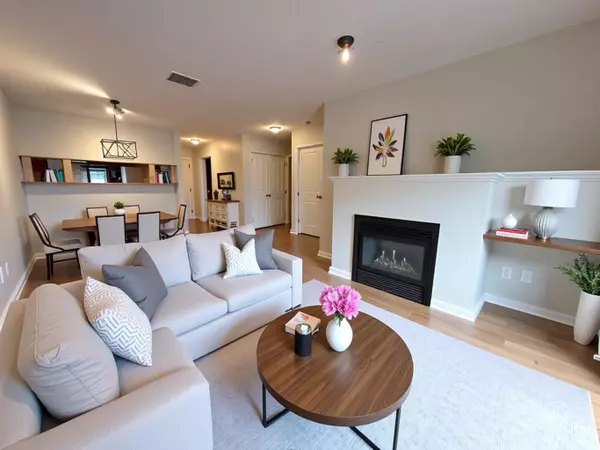 Squamish, BC V8B 0C4,38003 Second AVE #305