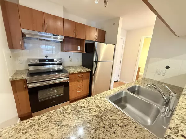 Squamish, BC V8B 0C4,38003 Second AVE #305