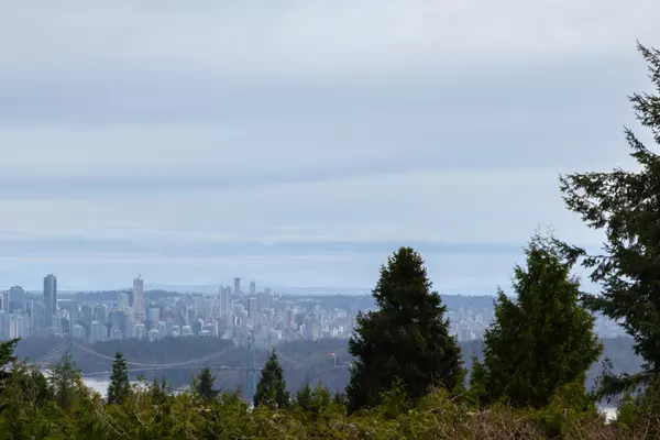 1257 Chartwell PL, West Vancouver, BC V7S 2S2