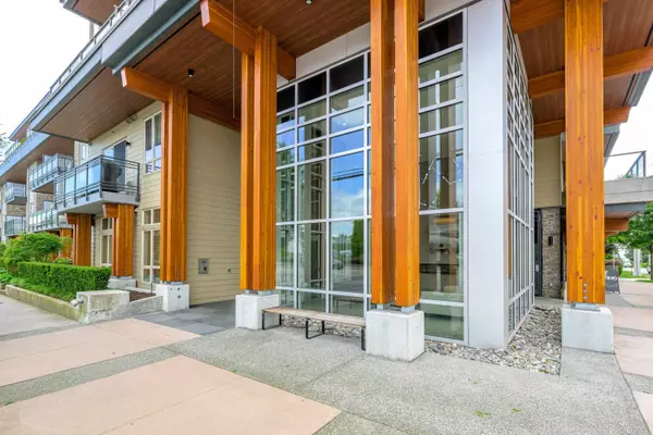 White Rock, BC V4B 3C3,14022 North Bluff RD #312