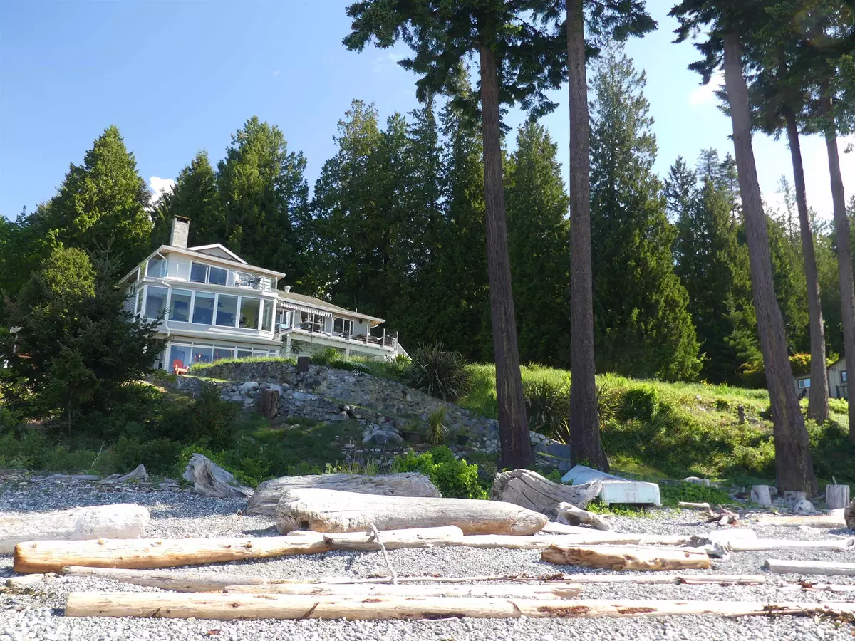 Sechelt, BC V7Z 0N6,6437 Sunshine Coast HWY
