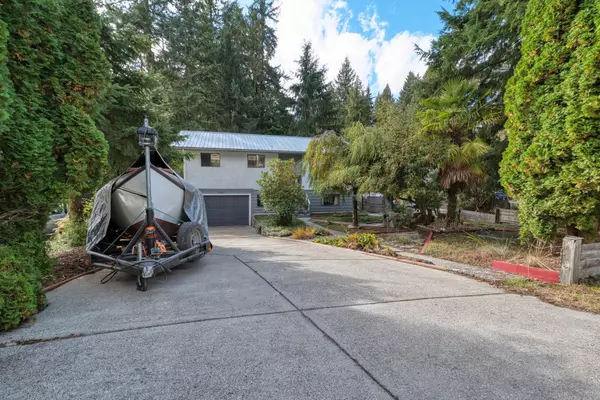Gibsons, BC V0N 1V4,1067 Fircrest RD
