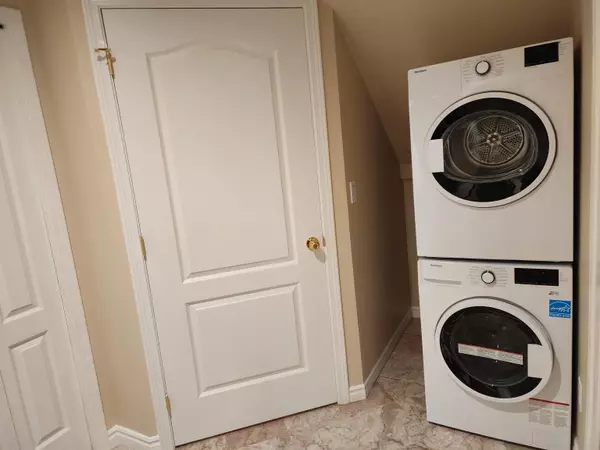 XXXX Basement, Coquitlam, BC V3K 6P5