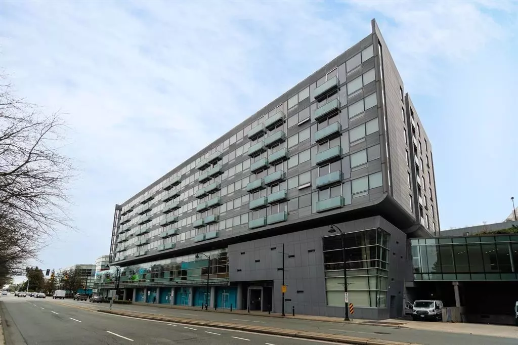 Richmond, BC V7E 2C2,8080 Cambie RD #825