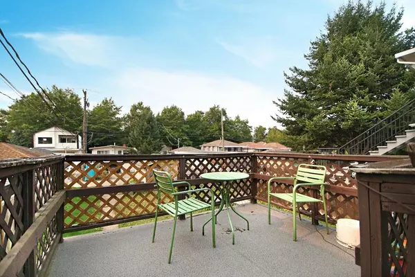 Vancouver, BC V5N 5G9,3445 Nanaimo ST #Main