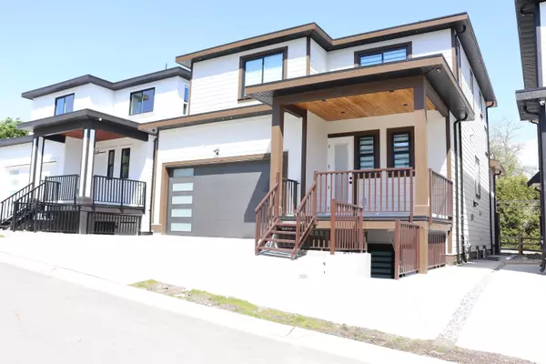 19XX 168st ST, Surrey, BC V3Z 1K2