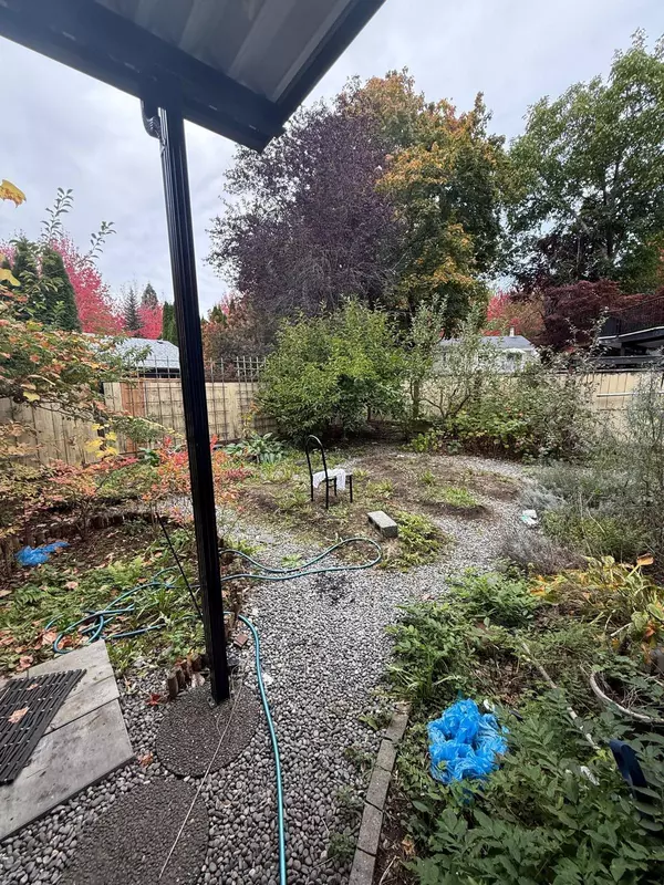 Surrey, BC V3R 7N3,9135 146 ST