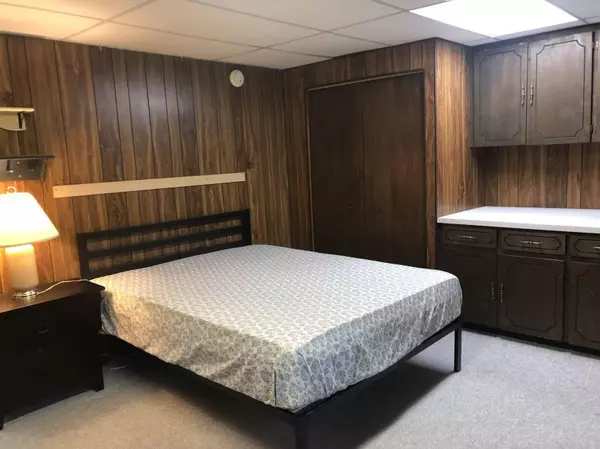 Surrey, BC V3Z 9X6,22xx 171 ST