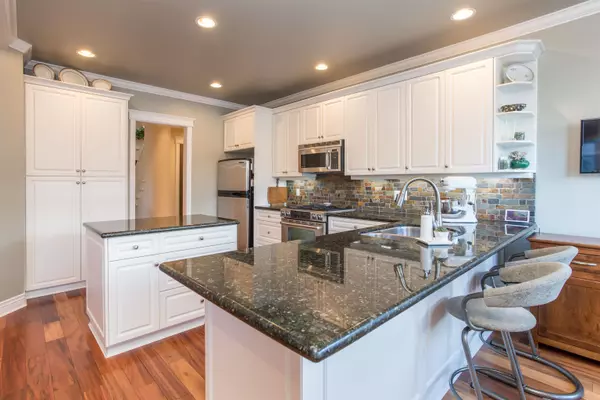 Surrey, BC V4P 3K4,2931 152a ST