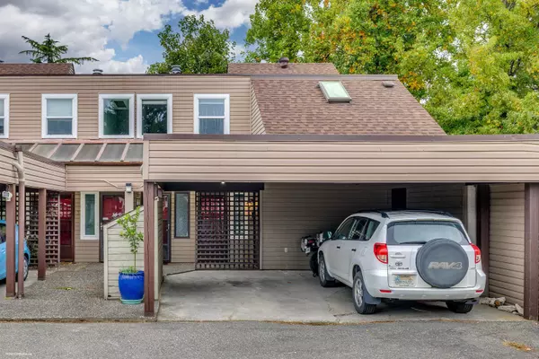 45915 Cheam AVE #15, Chilliwack, BC V2P 1N7