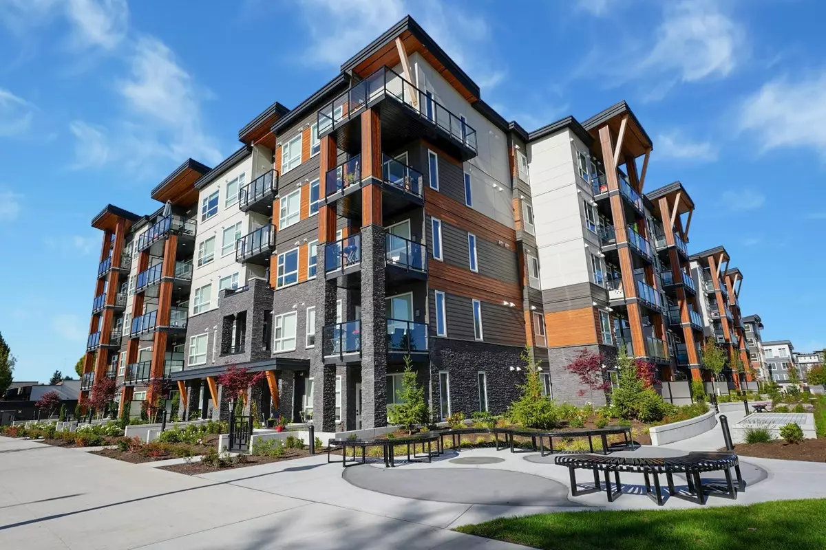 Maple Ridge, BC V2X 3J2,12143 223 ST #214