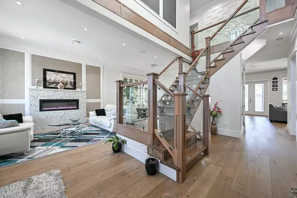 Surrey, BC V4A 4R3,2301 153 ST