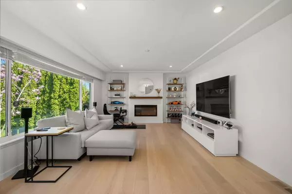 Vancouver, BC V6L 2C6,2566 Mcbain AVE