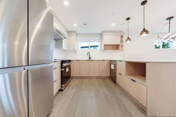 Vancouver, BC V5R 2A5,5092 Slocan ST #202