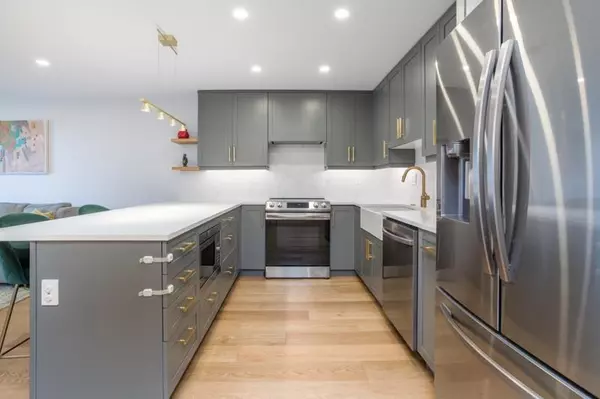 Vancouver, BC V6G 1G5,1500 Haro ST #202