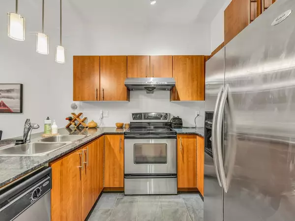 North Vancouver, BC V7P 0A2,1633 Mackay AVE #119