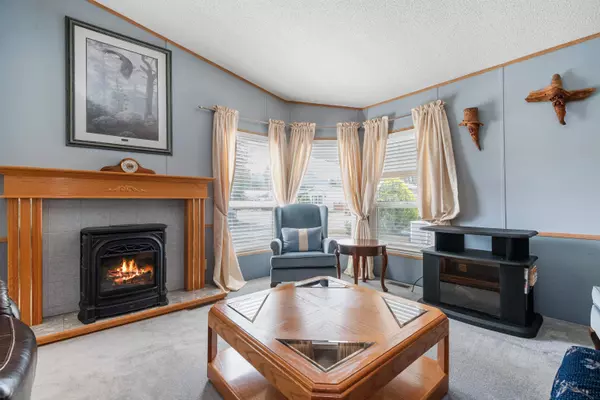 Chilliwack, BC V2R 6K3,6035 Vedder RD #76