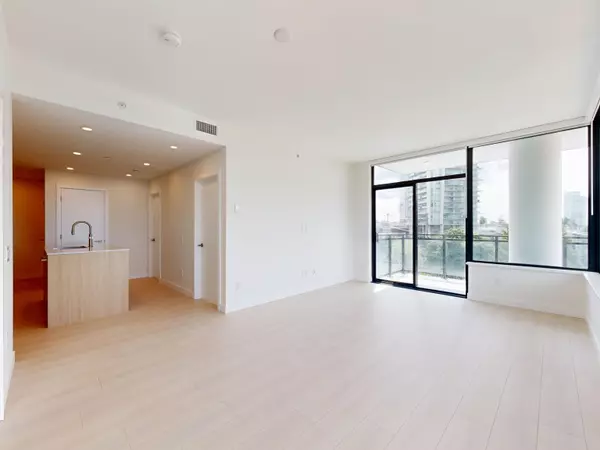 Coquitlam, BC V3J 3T4,626 Claremont ST #902