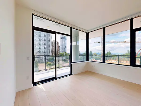 626 Claremont ST #902 Coquitlam, BC V3J 3T4