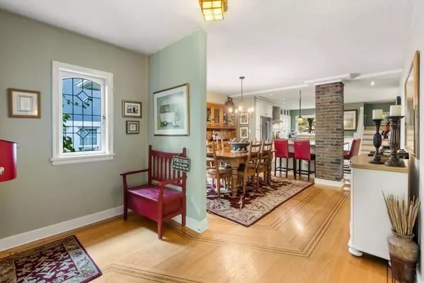 2857 W 35th AVE Vancouver, BC V6N 2M3