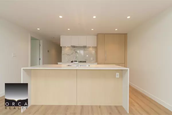 North Vancouver, BC V7J 0E6,1500 Fern ST #602