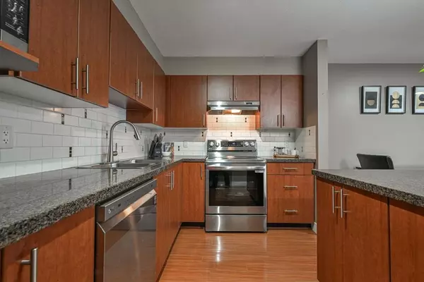 12085 228 ST #225 Maple Ridge, BC V2X 6M2