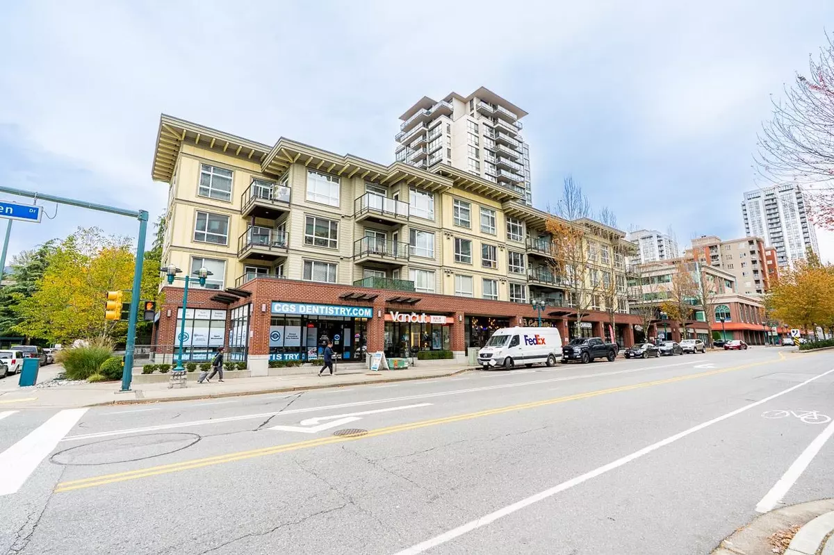 Coquitlam, BC V3B 0B5,2957 Glen DR #402