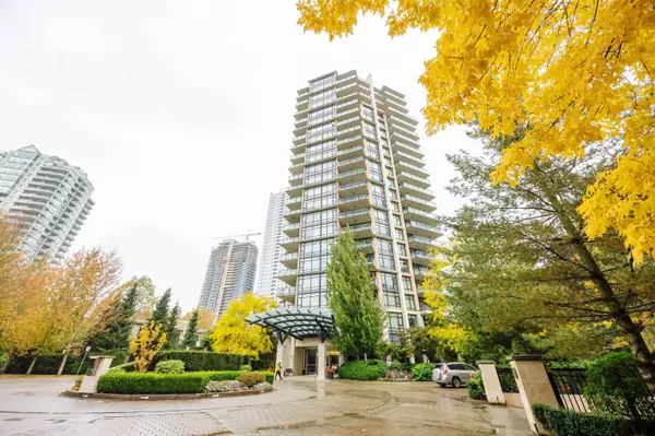 6168 Wilson AVE #205, Burnaby, BC V5H 0B2
