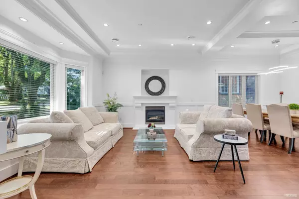 Vancouver, BC V6S 1E5,3477 W 20th AVE