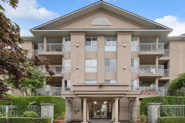 13733 74 AVE #401, Surrey, BC V3W 1B8