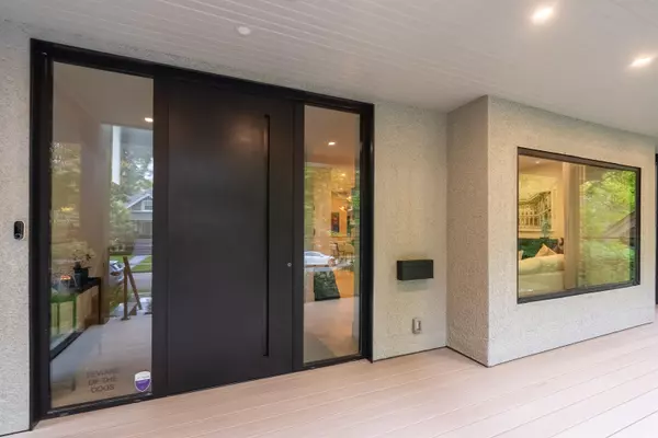 Vancouver, BC V6N 1A9,5938 Elm ST