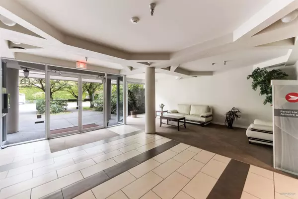 Richmond, BC V7C 3W2,7480 Gilbert RD #301