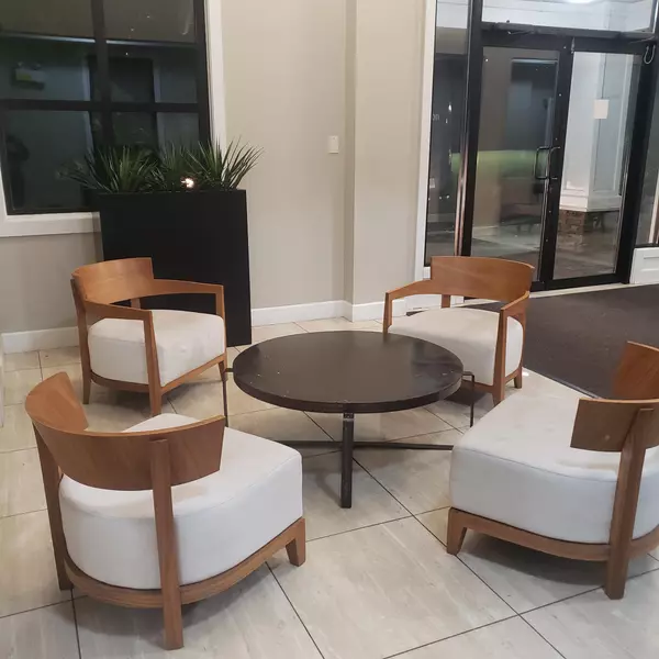 Surrey, BC V3T 0G8,13897 Fraser HWY #223