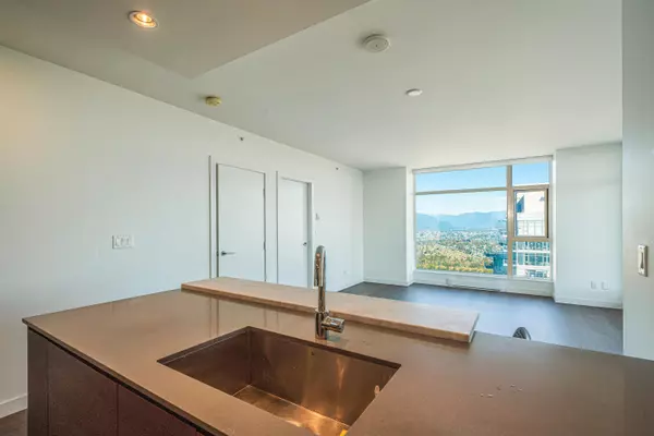 4670 Assembly WAY #4010 Burnaby, BC V5H 0H3