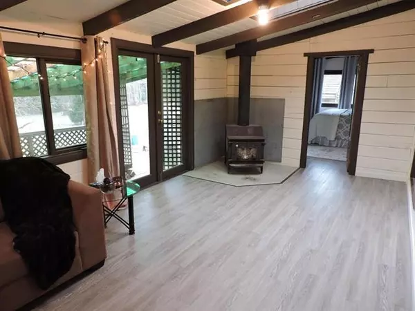 10053 Wolfe ST Mission, BC V4S 1G7