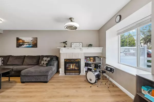 Maple Ridge, BC V4R 2P5,23560 119 AVE #46